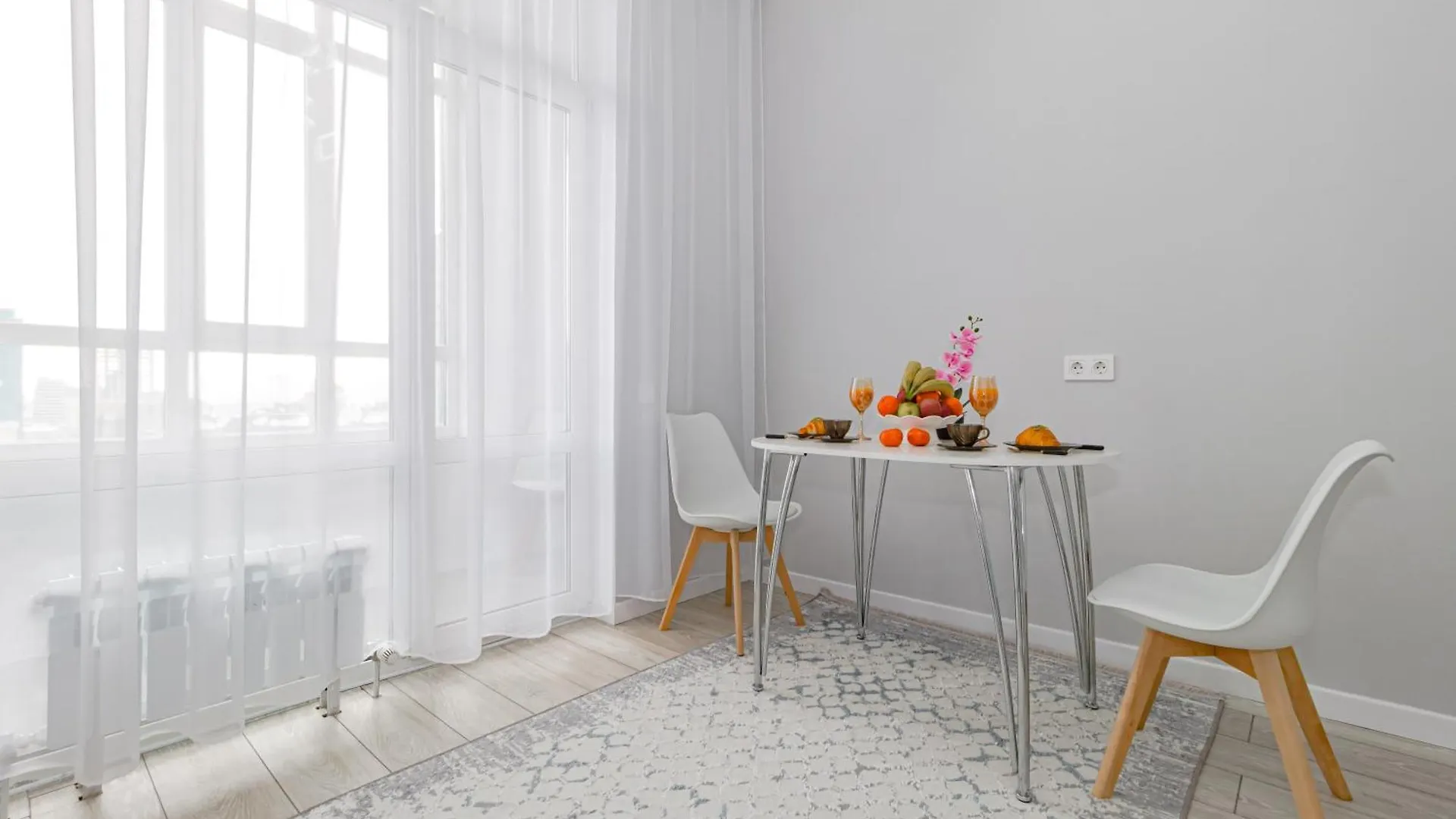 Центр Левого Берега Удобно Для Туристов И Командированных Nur-Sultan  Apartment Nur-Sultan (Astana)